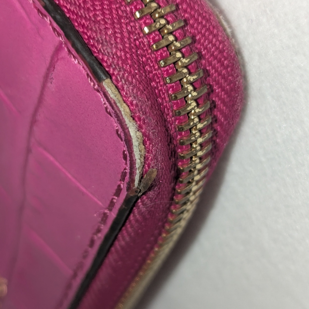 Michael Kors Pink Croc-Embossed Zip Wallet - Picture 13 of 16